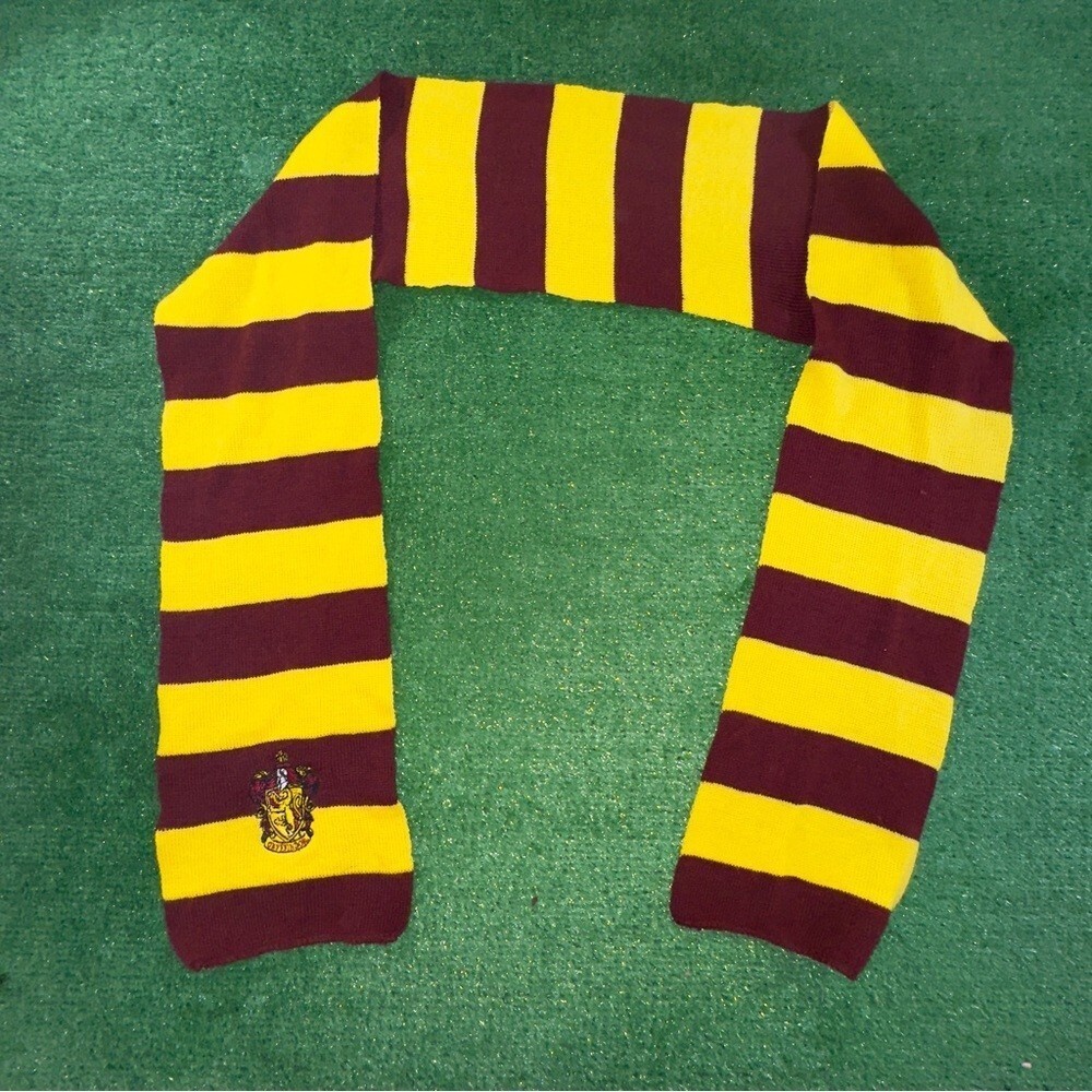 Harry Potter Gryffindor Knit Scarf Striped University Gold Length: 62” Width: 7”
